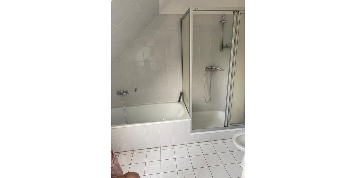 Dachgeschoßwohnung Werl - 2 Zimmer, 70 m&sup2;, 520&euro; | Angebot:24804522