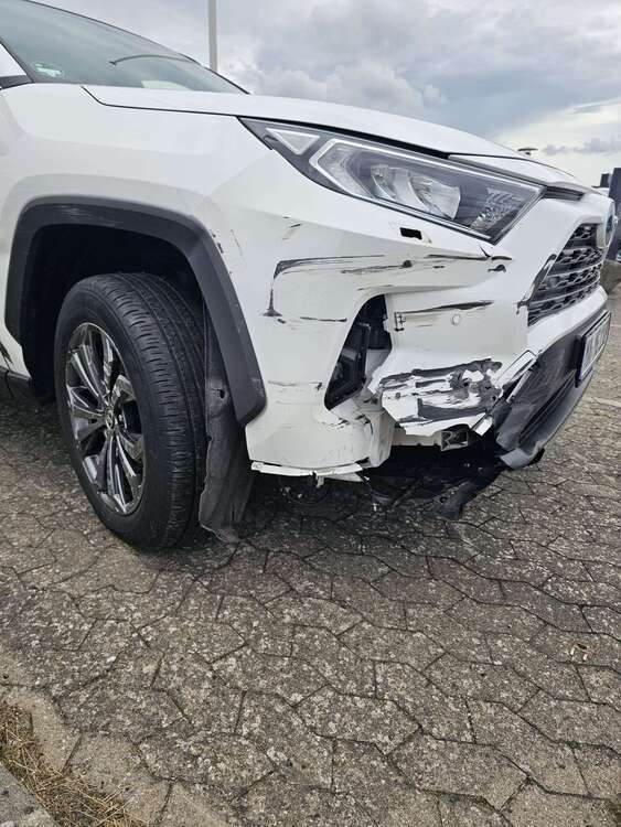 RAV 4