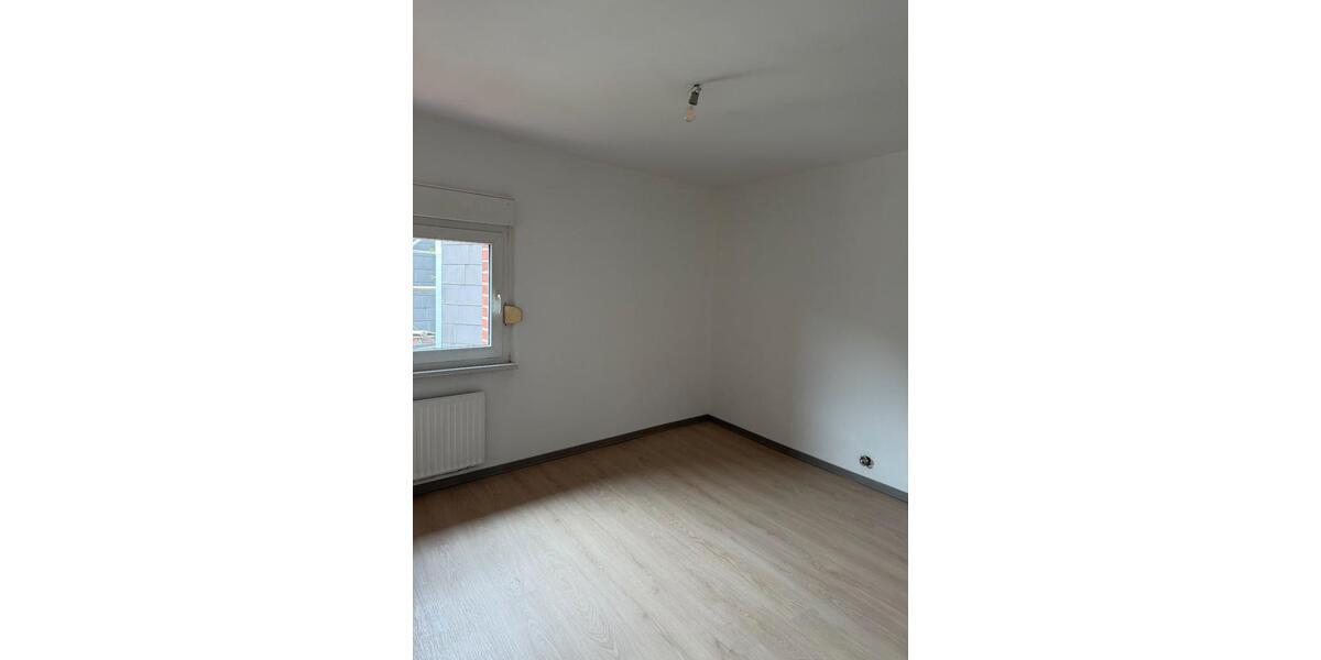 Einfamilienhaus Ahlen - 16 Zimmer, 200 m&sup2;, 390.000&euro; | Angebot:27128287