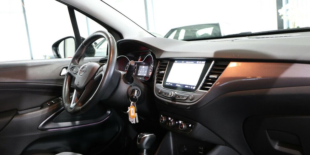 Opel Crossland T ELEGANCE / LED, LEDER, NAVI+KAMERA 27.000 km 13.991 &euro; Hamm 59077