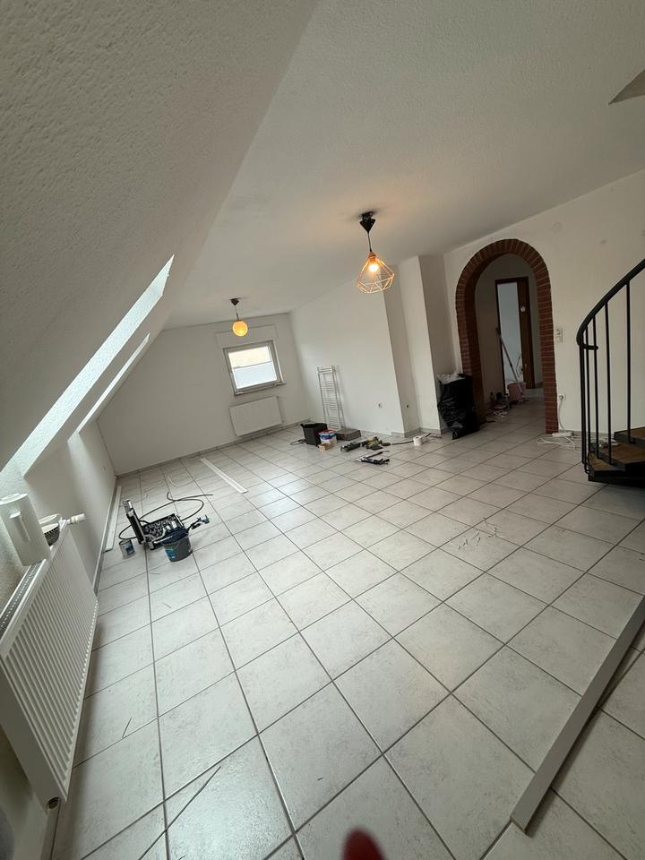 Dachgeschoss Wohnung zimmer
