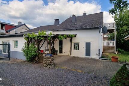 Privatvermieter 2 Zimmer Küche Duschbad mit Terrasse zu vermieten 2 zimmer