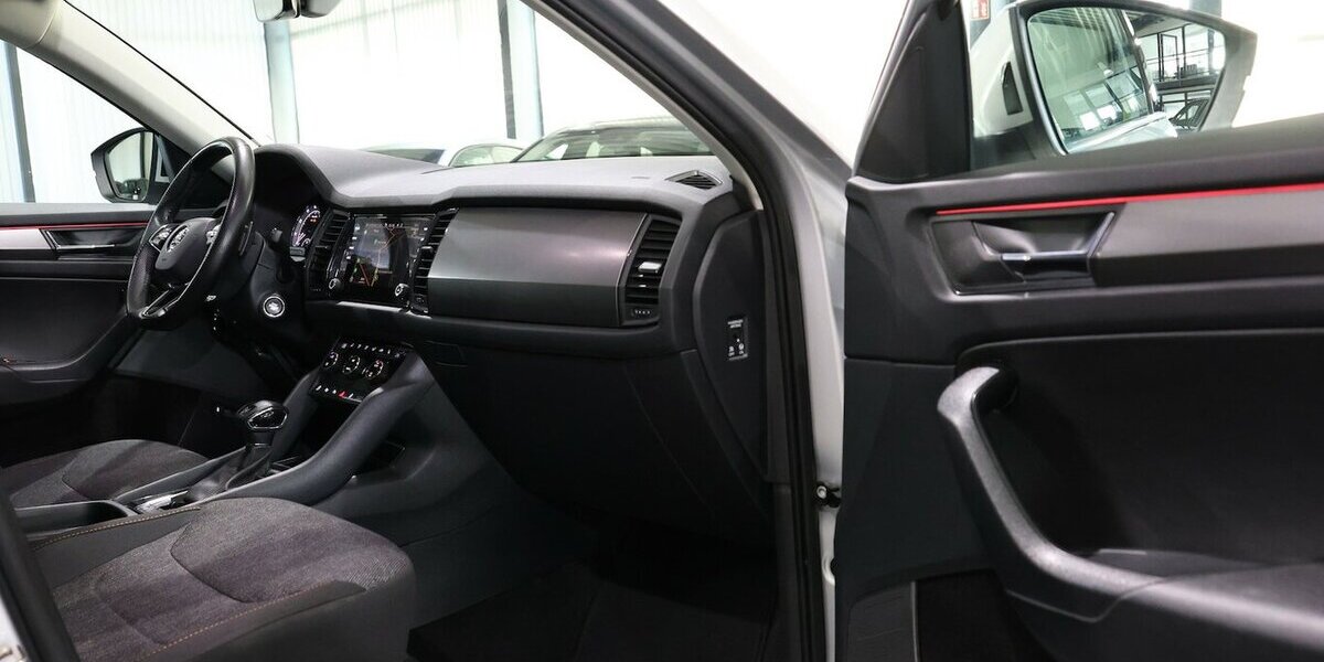 Skoda Kodiaq 1.5 TSI DSG CLEVER / LED / 1.HAND / NAVI+ 128.000 km 22.222 &euro; Hamm 59077
