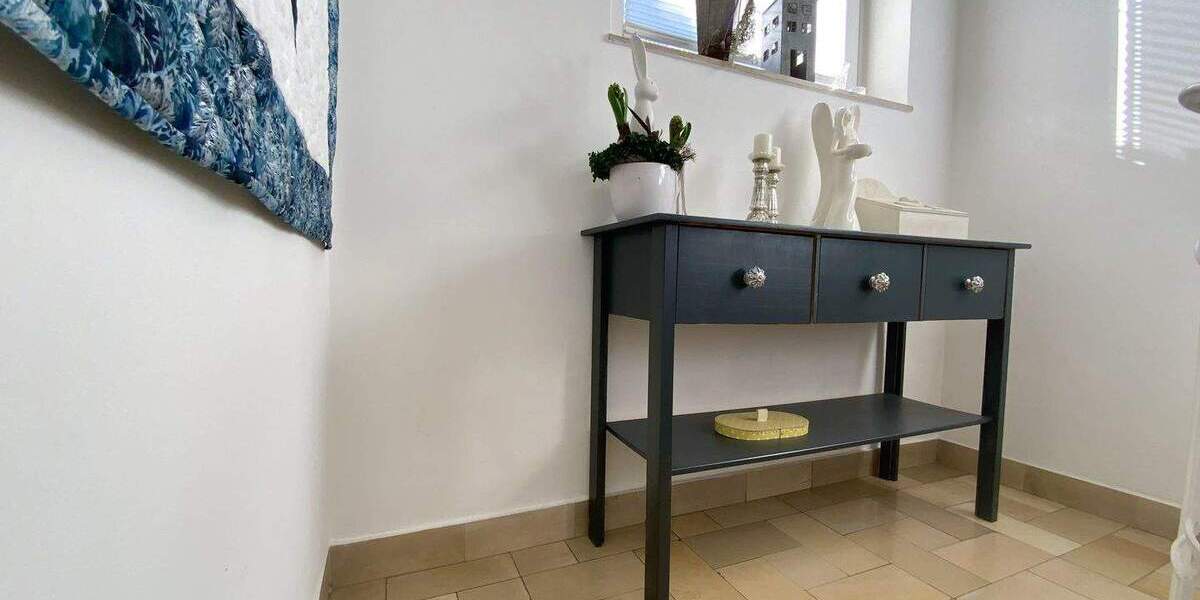 Werne-West: Einfamilienhaus mit vielfältigen Nutzungsmöglichkeiten und traumhaftem Garten 6 zimmer