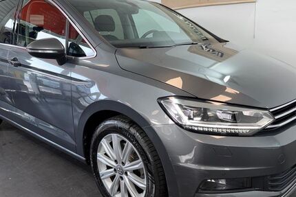 VW Touran 18.756 km 23.290 &euro; Soest 59494