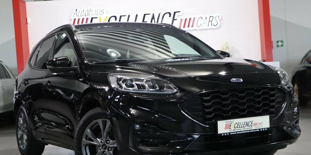 Ford Kuga 2.0 ECOBLUE STYLE ST-LINE SPORT BLACK / LED 125.000 km 17.888 &euro; Hamm 59077