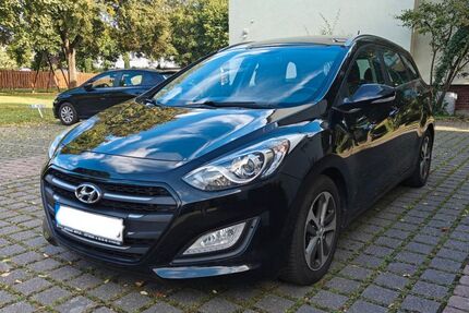 Hyundai i30 157.000 km 6.900 € Schwerte 58239