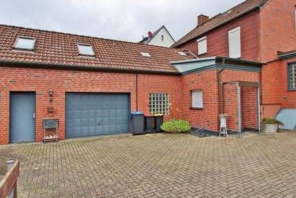 360 Grad: Top- gepflegtes Haus mit Bauland im Wert von 111.000 € 8 zimmer