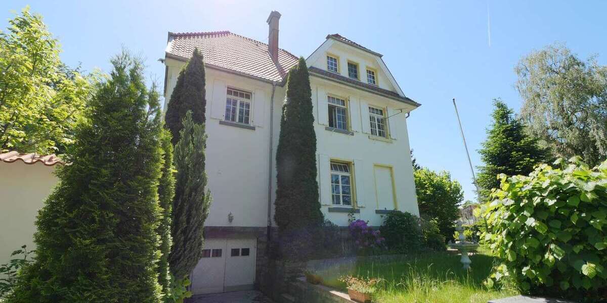 Einfamilienhaus Lippstadt / Eickelborn Eickelborn - 12 Zimmer, 300 m&sup2;, 320.000&euro; | Angebot:26903643