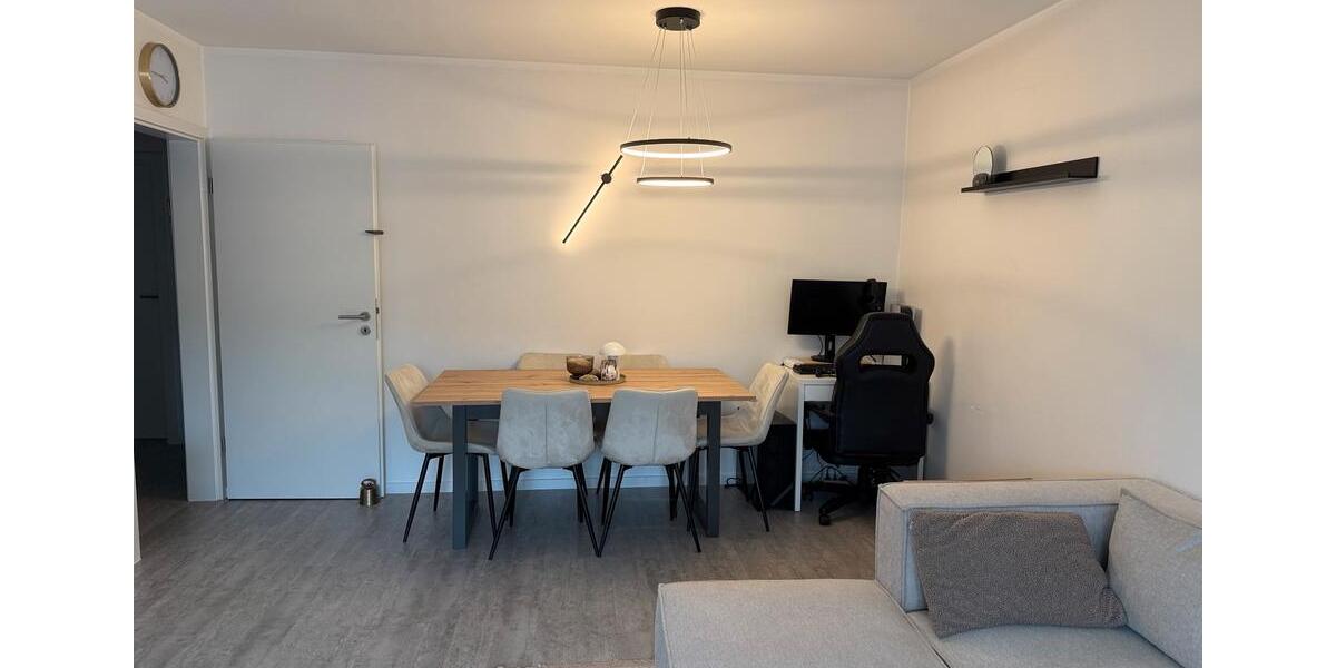 Gepflegte Eigentumswohnung mit Garage und Stellplatz 3.5 zimmer