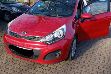 Kia Rio 186.000 km 4.600 &euro; Hamm 59075