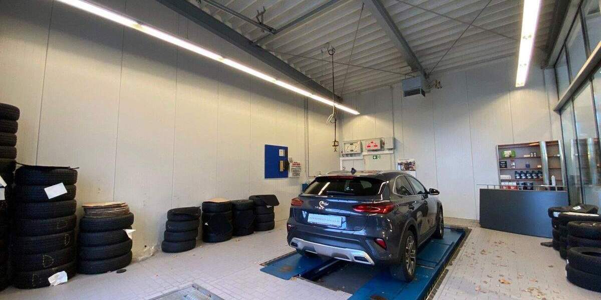 Einzigartige Investitionschance: Autohaus mit vielseitigem Nutzungspotenzial in bester Lage von Ahlen! zimmer