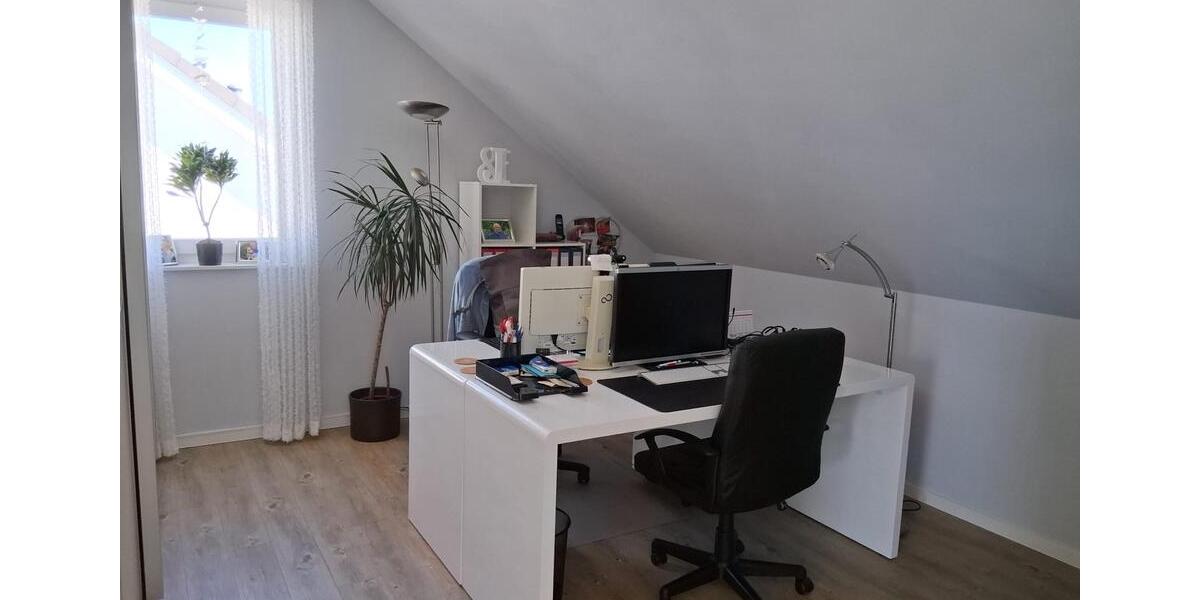 Dachgeschoßwohnung Ahlen - 5 Zimmer, 110 m&sup2;, 1.080&euro; | Angebot:26364783