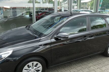 Hyundai i30 108.000 km 9.499 &euro; Bergkamen 59192