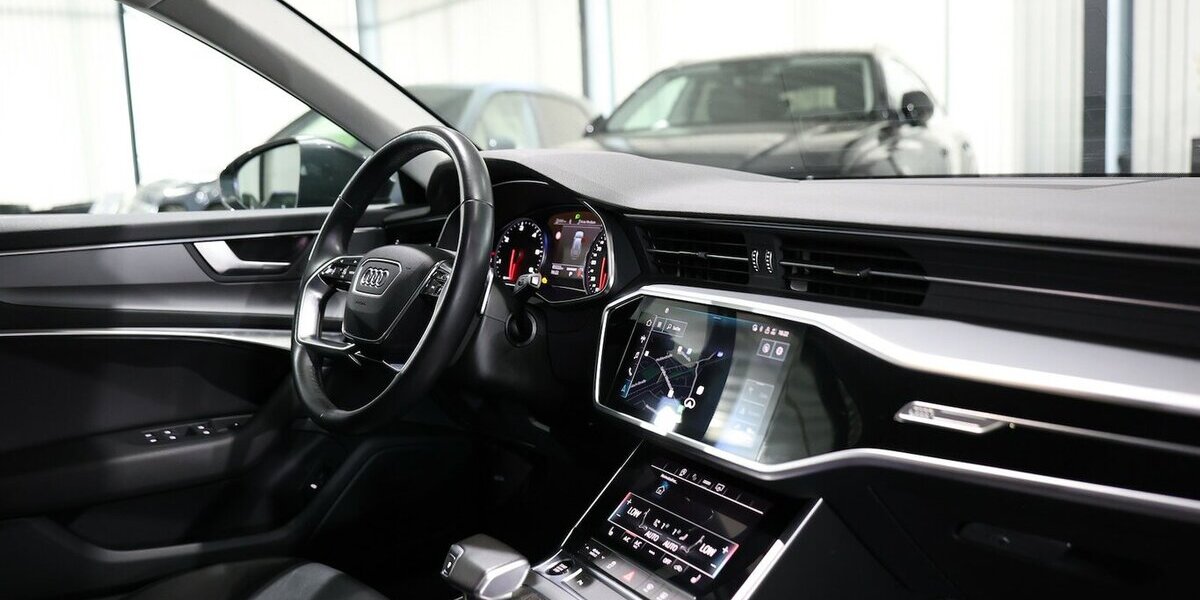 Audi A6 Avant 35 TDI S-LINE SPORT / VOLL-LEDER / LED 83.000 km 26.444 &euro; Hamm 59077