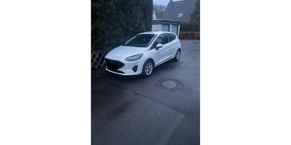 Ford Fiesta 11.500 km 13.200 &euro; Hamm 59063