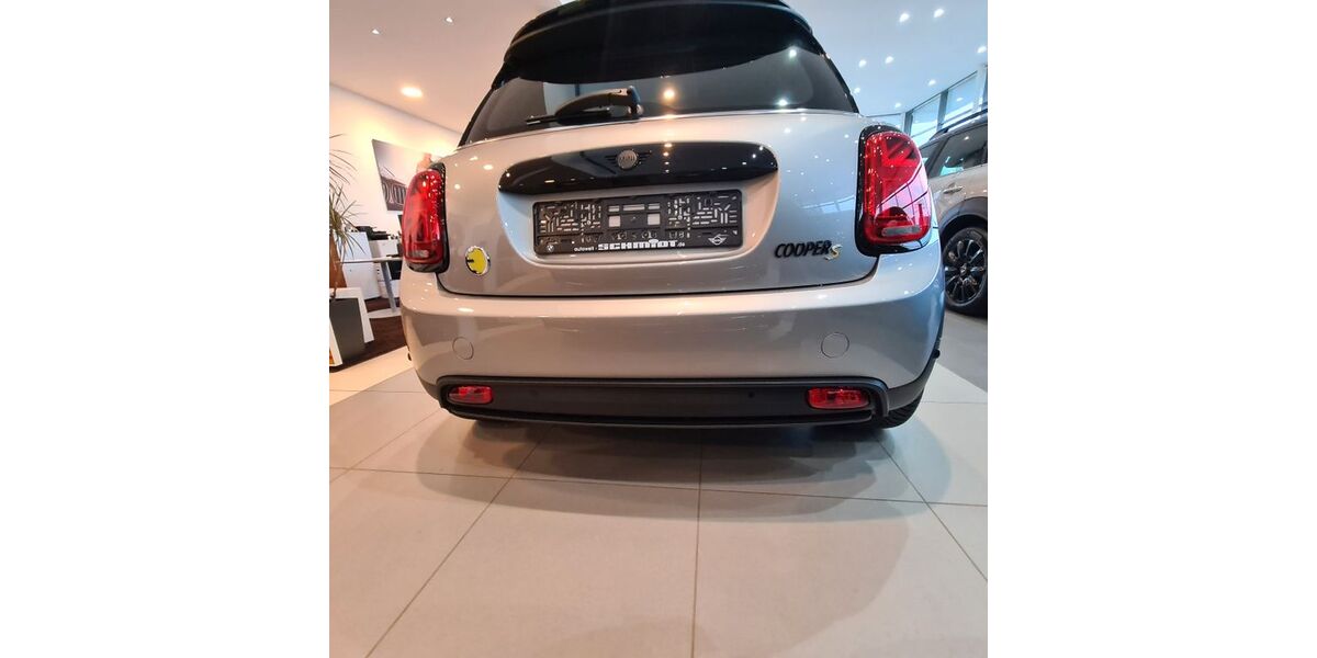 Mini Cooper E 38.123 km 19.299 &euro; Welver 59514