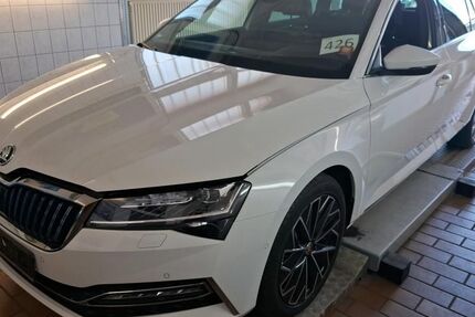 Skoda Superb 73.598 km 27.868 &euro; Hamm 59067