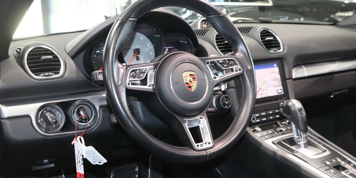 Porsche Boxster 718 S SPORT-CHRONO-PLUS / BOSE / 20-ZOLL 55.000 km 59.911 € Hamm 59077