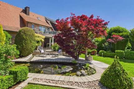 Haus zum Kaufen in Holzwickede 795.000 € 247 m²