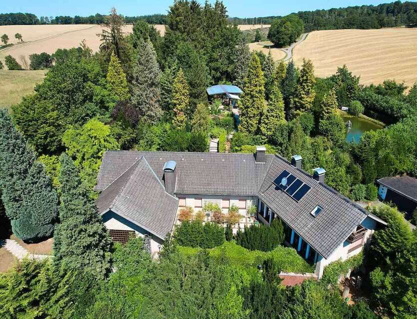 Haus zum Kaufen in Menden 750.000 € 260 m²