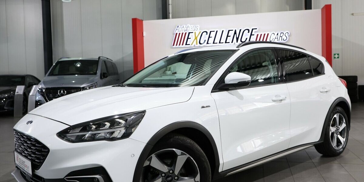 Ford Focus LIMOUSINE 1.5 EcoBlue ACTIVE WHITE / LED 83.000 km 14.331 &euro; Hamm 59077