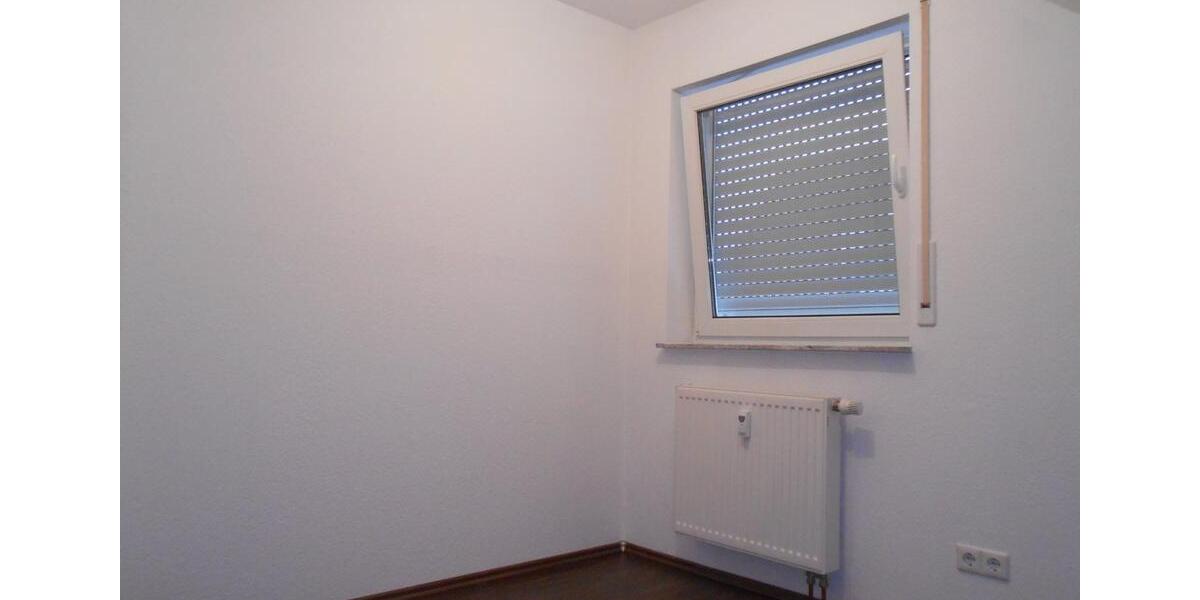 Großzügig geschnittene 3-Zimmer-Wohnung, zwei Ebenen, Balkon 3 zimmer