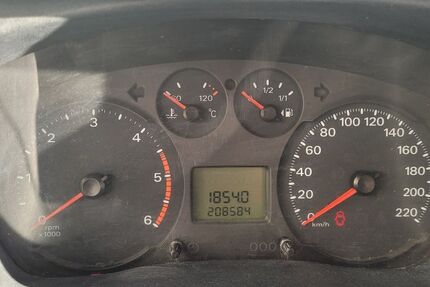 Ford Transit 208.000 km 4.500 &euro; Hamm 59065