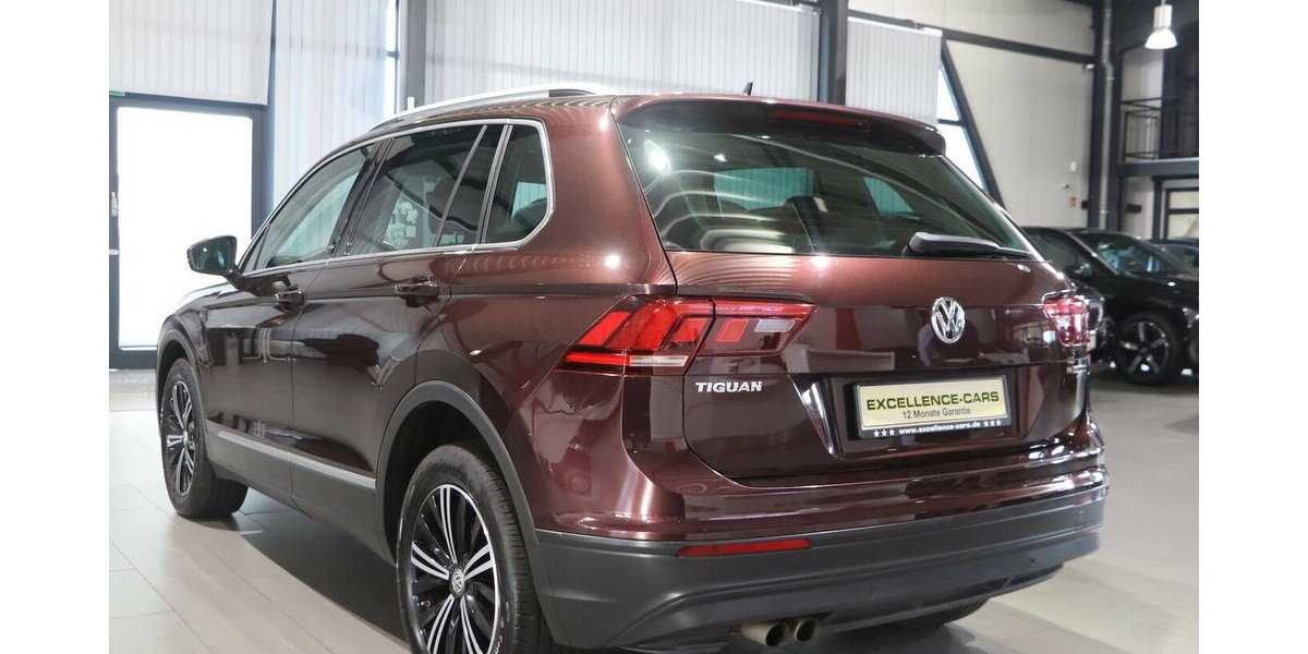 VW Tiguan 1.4 TSI DSG 4M SOUND / PANORAMA / AID 116.000 km 17.991 &euro; Hamm 59077