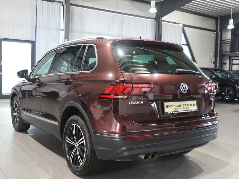 VW Tiguan 1.4 TSI DSG 4M SOUND / PANORAMA / AID 116.000 km 19.777 € Hamm 59077