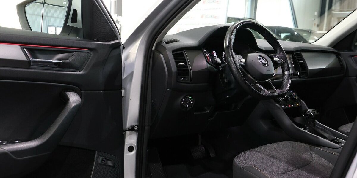 Skoda Kodiaq 1.5 TSI DSG CLEVER / LED / 1.HAND / NAVI+ 128.000 km 22.222 &euro; Hamm 59077