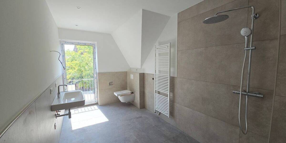 Attraktive Wohnung mit Wow-Effekt und Blick auf den historischen Ortskern 3 zimmer