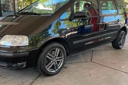 VW Sharan