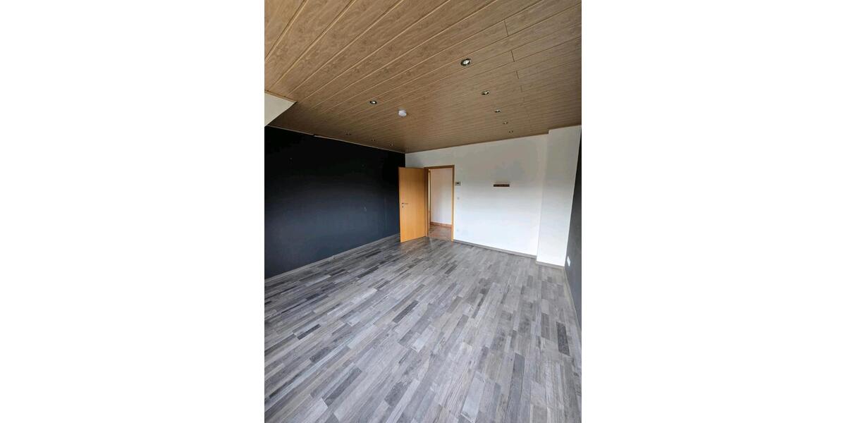 Dachgeschoßwohnung Hamm Daberg - 3.5 Zimmer, 65 m&sup2;, 430&euro; | Angebot:25395146