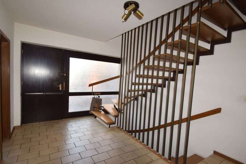Haus zum Kaufen in Soest 395.000 € 157.17 m²