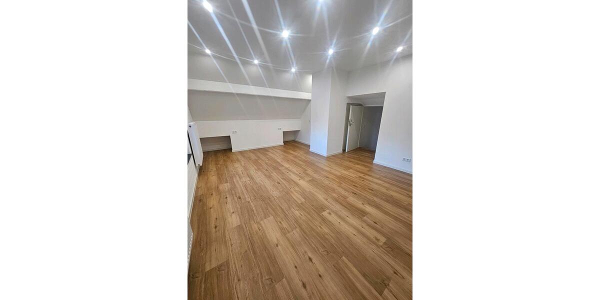 Dachgeschoßwohnung Ahlen Dolberg - 1 Zimmer, 120 m&sup2;, 990&euro; | Angebot:24572573