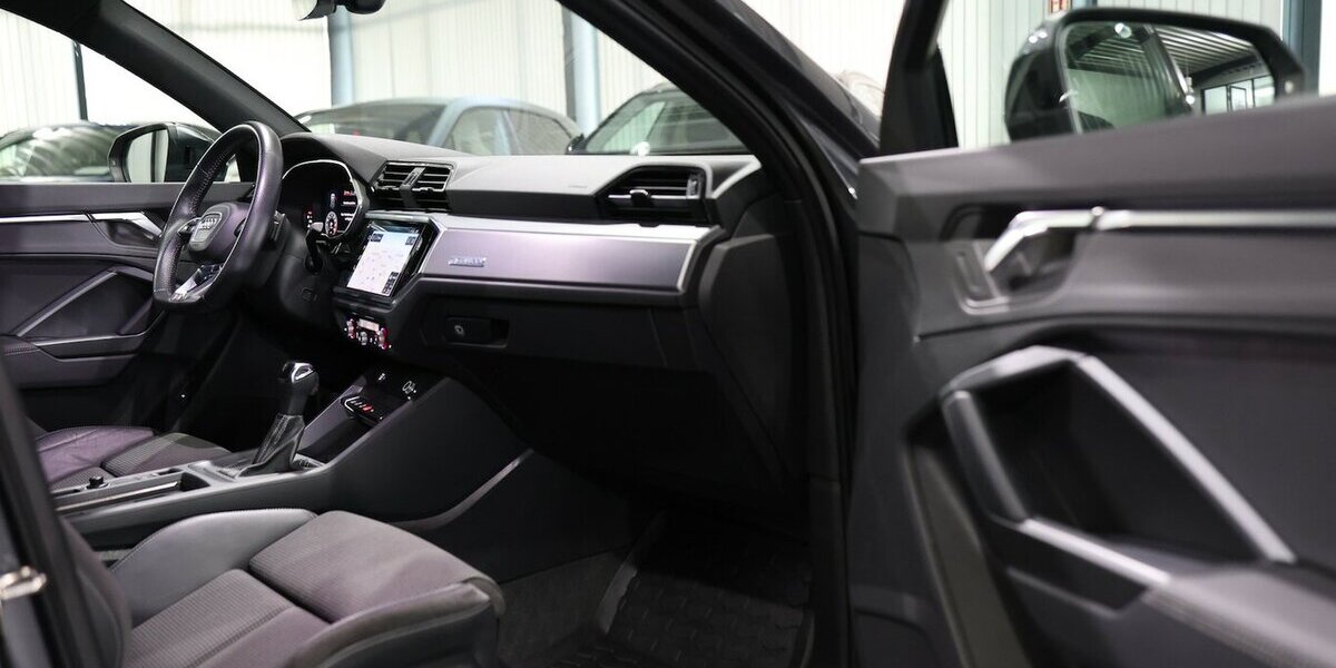 Audi Q3 45 TFSI Q S-LINE / VC / LED / SEHR SCHÖN 50.000 km 28.333 &euro; Hamm 59077