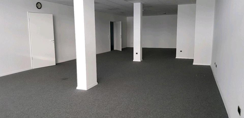 Büro, Praxis, Ladenlokal, KiTa im Zentrum von Neubeckum zimmer