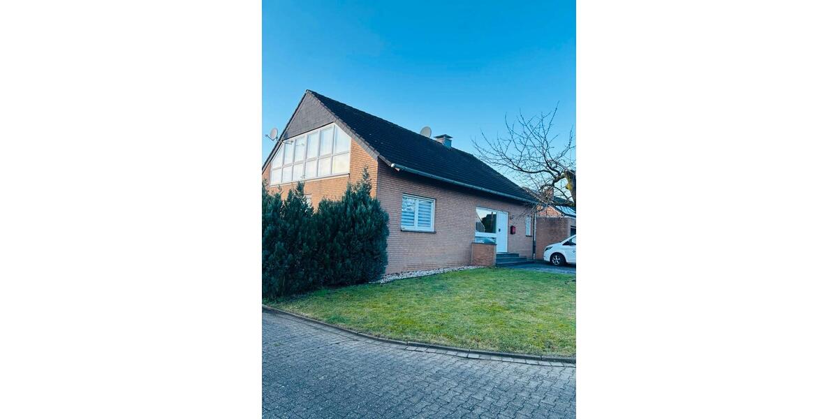 Einfamilienhaus Everswinkel - 9 Zimmer, 231 m&sup2;, 590.000&euro; | Angebot:25840868