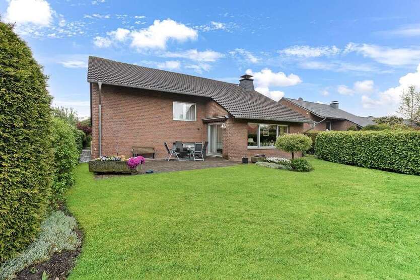 Haus zum Kaufen in Ascheberg 329.000 € 190.95 m²