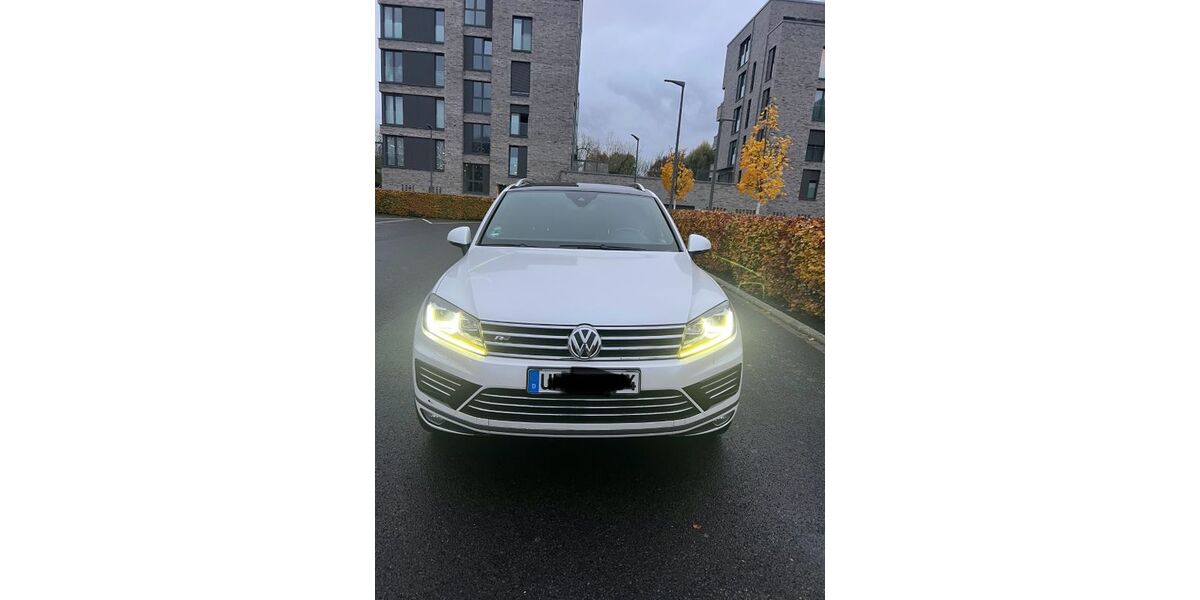 VW Touareg 172.876 km 21.999 € Lünen 44534