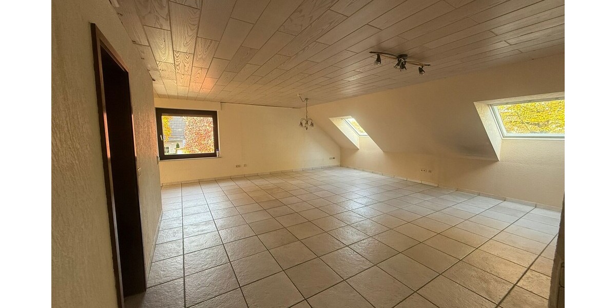 Freistehendes Zweifamilienhaus mit großem Garten in ruhiger Lage von Lünen 8 zimmer