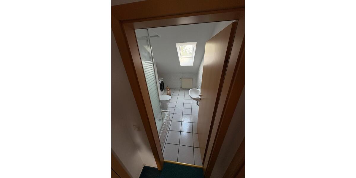 Dachgeschoßwohnung Beckum - 5 Zimmer, 124 m&sup2;, 240.000&euro; | Angebot:25376604