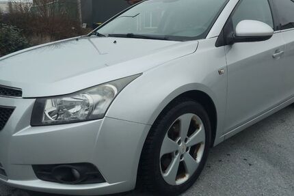 Chevrolet Cruze 144.000 km 1.950 &euro; Holzwickede 59439