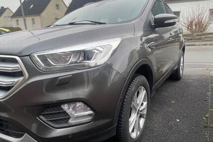 Ford Kuga 48.500 km 17.250 &euro; Menden 58710