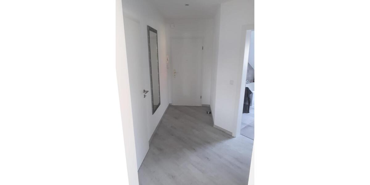 Dachgeschoßwohnung Bad Sassendorf - 3 Zimmer, 82 m&sup2;, 830&euro; | Angebot:25396068