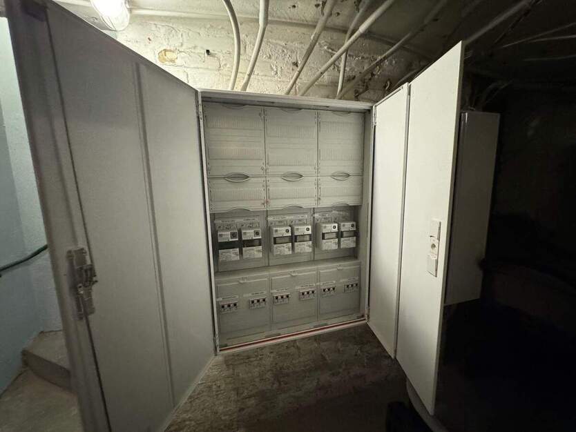 3,5-Zimmer-Dachgeschosswohnung in HammHerringen - Vermietet und top-modernisiert 3 zimmer