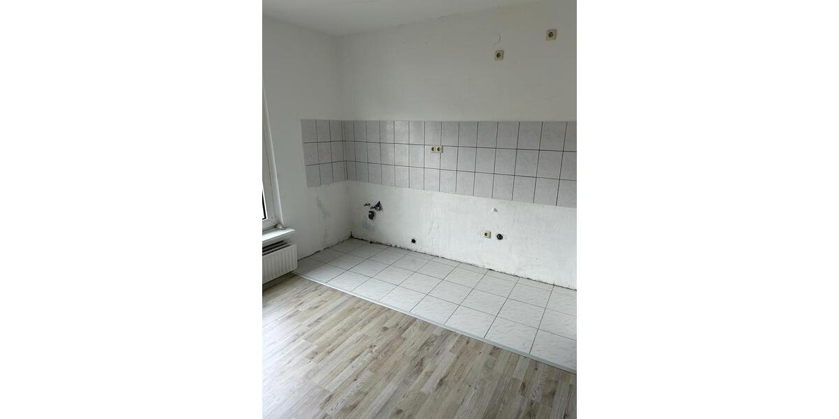 Etagenwohnung Lünen - 3 Zimmer, 60 m&sup2;, 600&euro; | Angebot:26385886