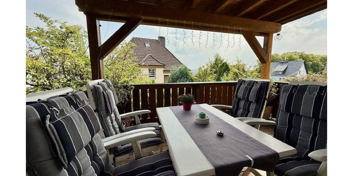 FröndenbergRuhr: Altbau-ETW mit Charme und großen Räumen - Einfach riesig! 3 zimmer