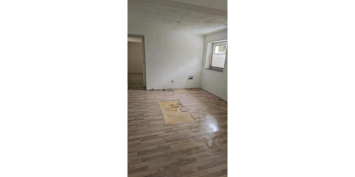 Erdgeschoßwohnung Menden (Sauerland) - 3 Zimmer, 76 m&sup2;, 99.000&euro; | Angebot:26816682